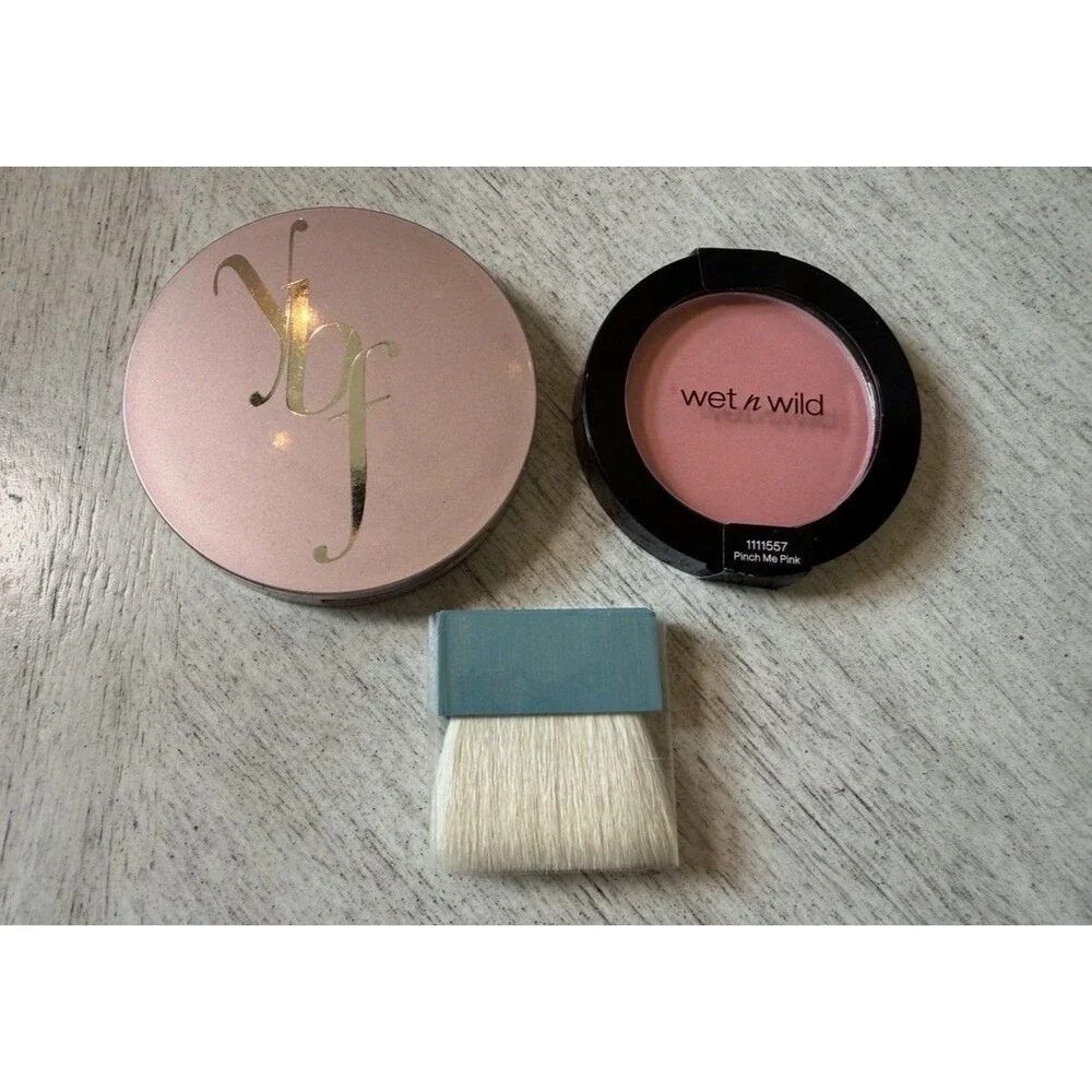 Wet‎ n Wild Pinch Me Pink Blush, YBF Neutralizing/Bronzer, Benefit Brush 3Pcs